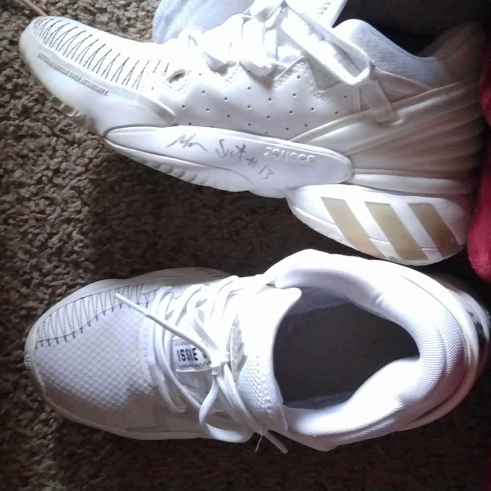Adidas Low Men’s Size 7.5